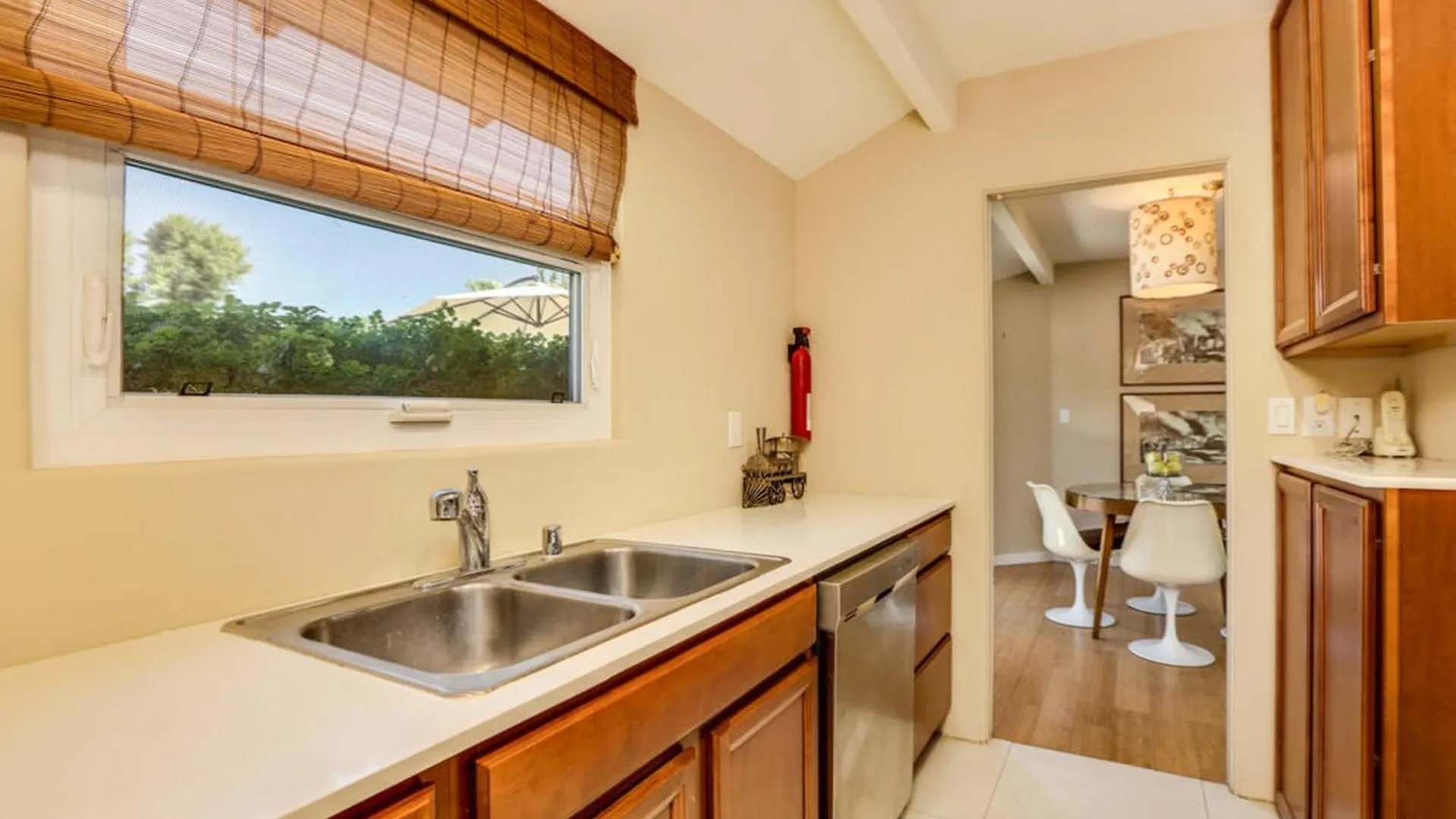 بيت للعطل Kiwi Cottage Permit# 992 بالم سبرينغس